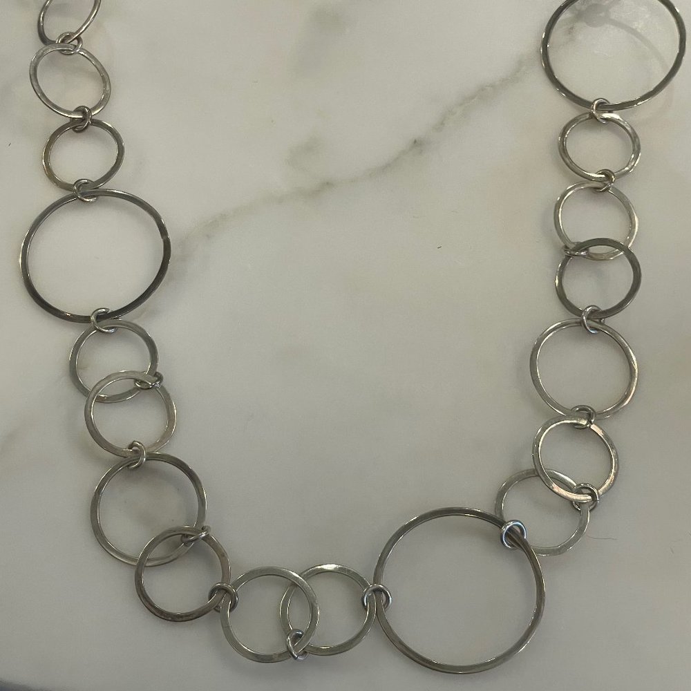 Silver circle necklace